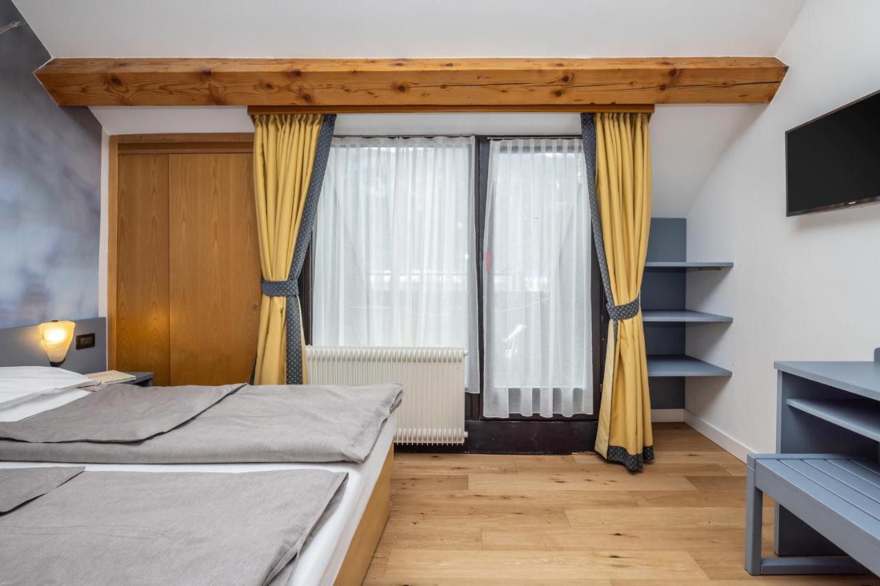 Pippo Hotel Terzolas Eksteriør billede