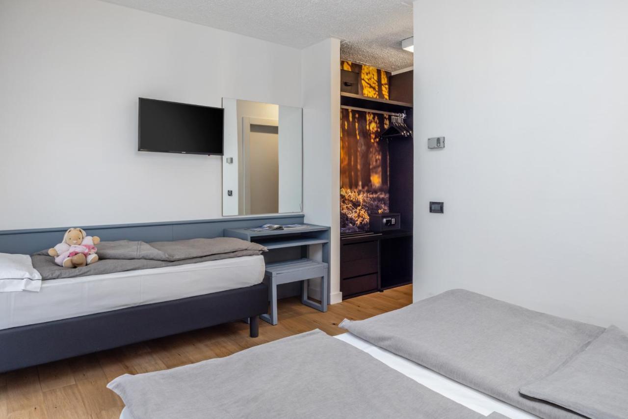 Pippo Hotel Terzolas Eksteriør billede